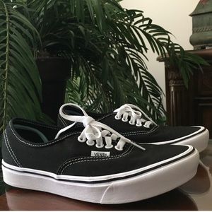 Vans Comfy Cush Black Sneakers
